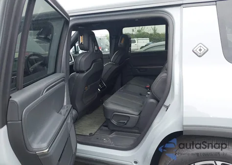 2025 Rivian R1S Adventure Dual Motor Large Pack/Adventure Dual Motor Max Pack from USA, damaged, VIN 7PDSGBBA3SN065056